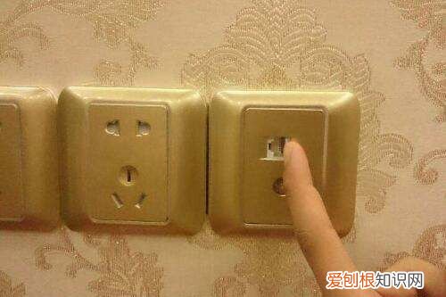 墙上网线口怎么通网找谁，墙上的网线接口怎么用电脑上网