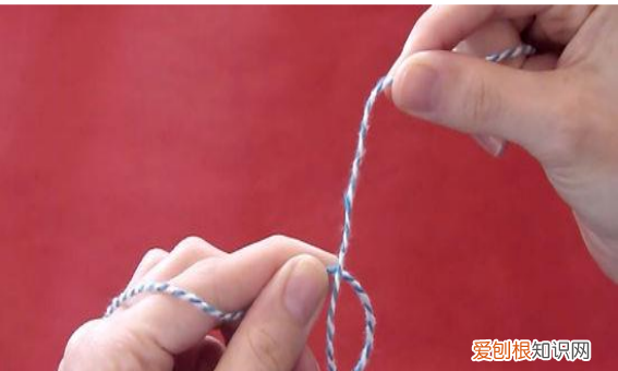 毛线绳的编织方法，毛线头绳的编织方法视频教程