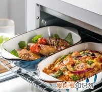 盘子能放烤箱里面烤吗，盘子可以放到烤箱里面
