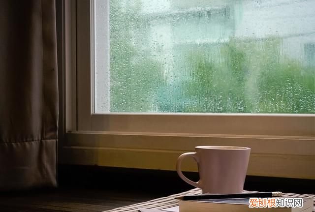 深奥地表达悲伤的句子