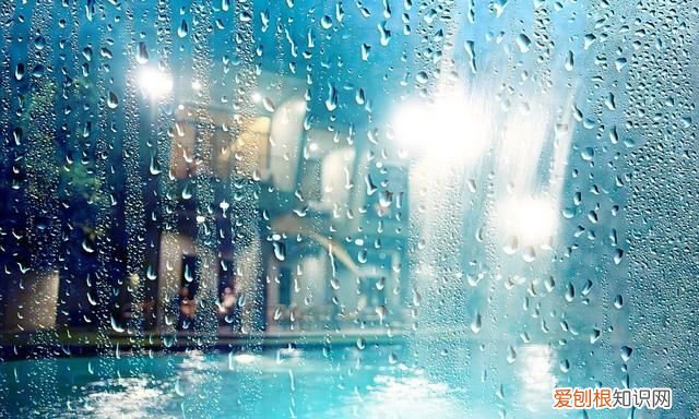 深奥地表达悲伤的句子