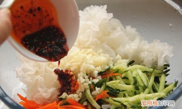 凉菜银耳的做法，银耳怎么凉拌好吃?