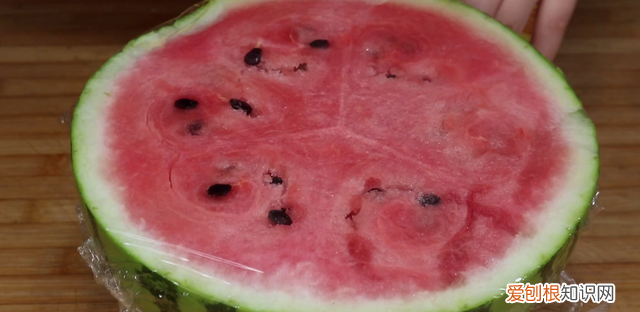 吃不完的西瓜不要放冰箱瓜农教你