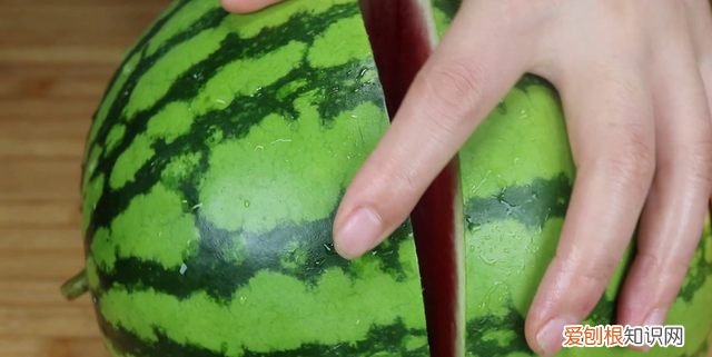 吃不完的西瓜不要放冰箱瓜农教你