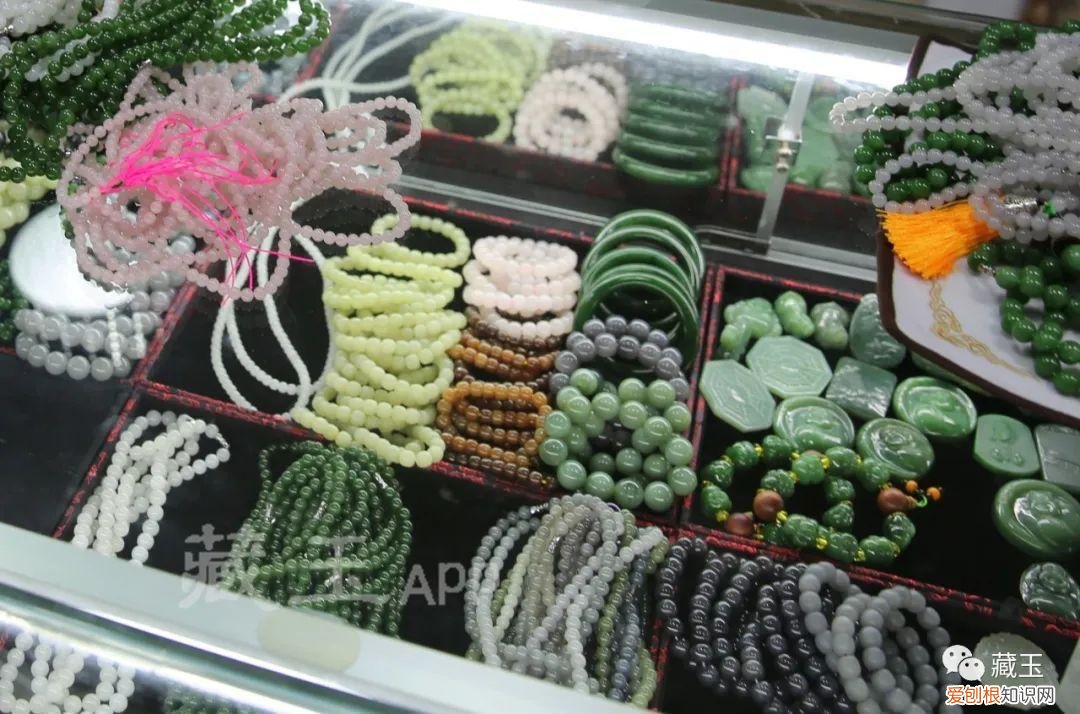 玉手链戴左手还是右手