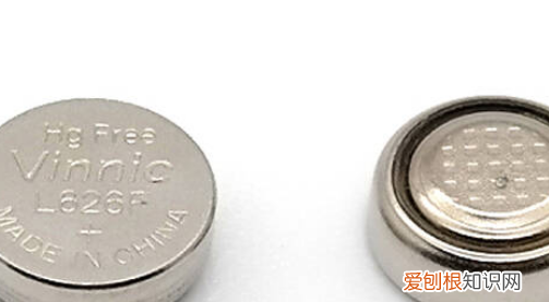 手表中一般使用的电池是什么，想问下手表一般都是什么电池的