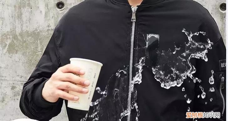 明星总统都爱穿的破烂棉袄，原型竟是美国军服