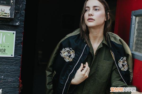 明星总统都爱穿的破烂棉袄,原型竟是美国军服