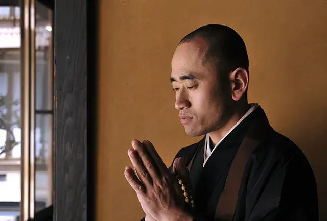 中国“奶奶款”念佛机火爆日本