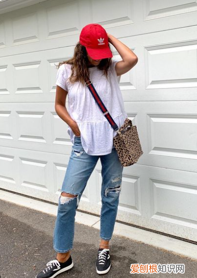 散发野性味道的豹纹包包