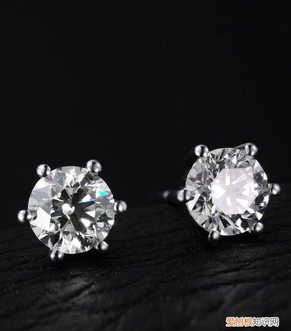 钻戒需要每天摘下来,钻戒需不需要每天摘下来