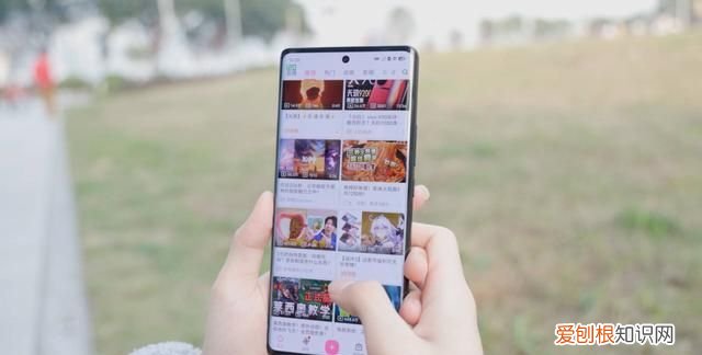 iqoo7直屏还是曲屏,iqoo11 pro和iqoo11屏幕区别