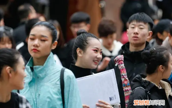 艺术a类和b类的区别，艺术特长生A级b级区别