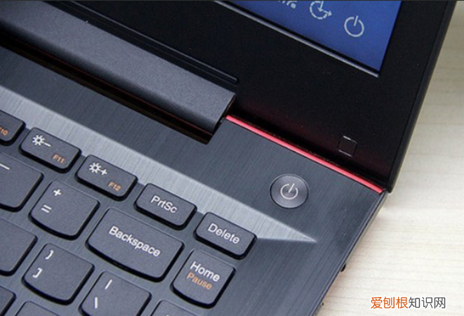 笔记本电脑哪个是开机键,可以直接按笔记本电脑的开机键关机
