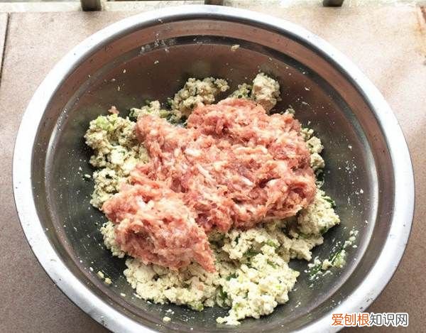 炸豆腐丸子怎么做，豆腐丸子怎么做好吃