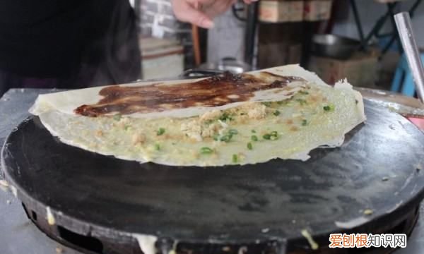 山东卷饼的做法,煎饼卷大葱的做法,样子,味道
