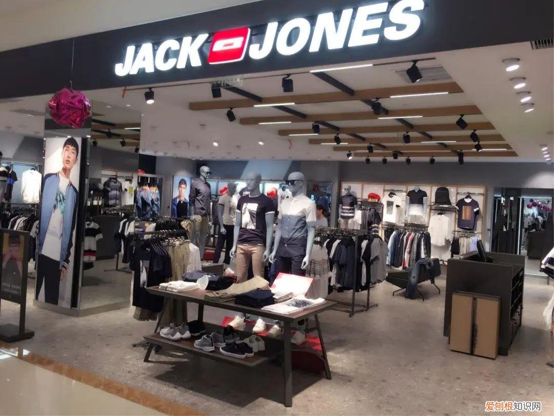 杰克琼斯25年兴衰史