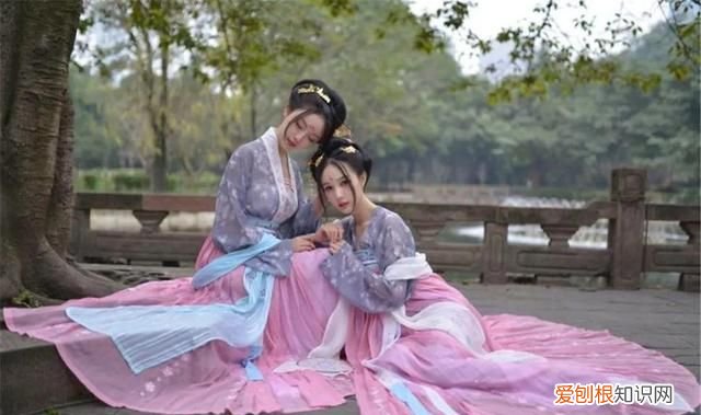 穿汉服头发怎么扎好看简单