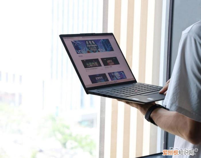 第十代ThinkPad X1 Carbon 2022评测