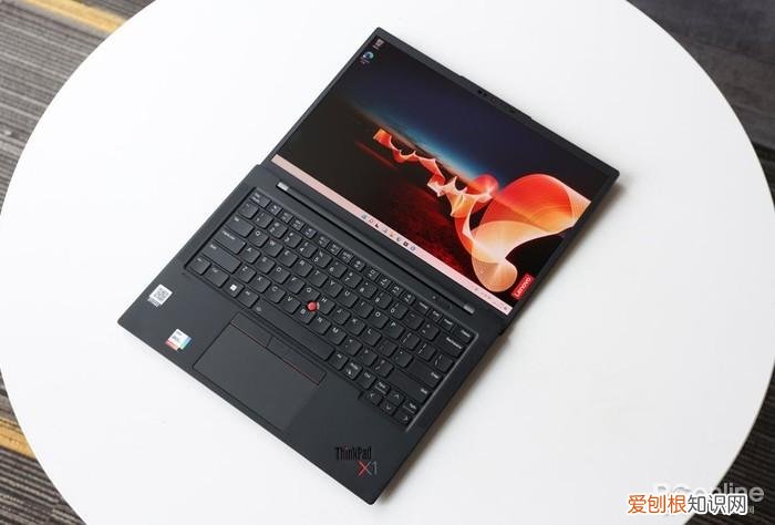 第十代ThinkPad X1 Carbon 2022评测