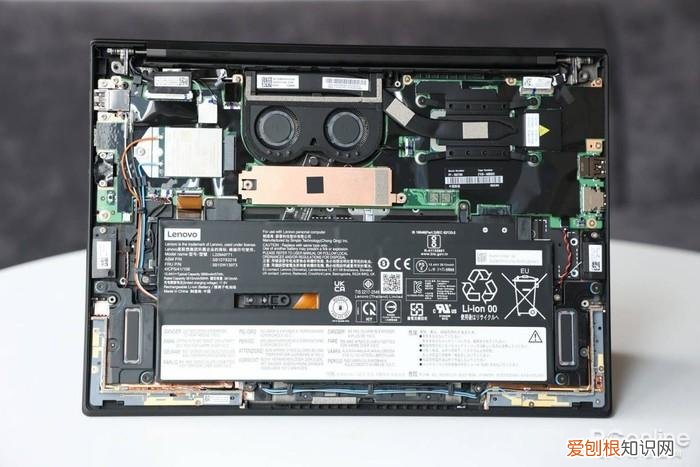 第十代ThinkPad X1 Carbon 2022评测