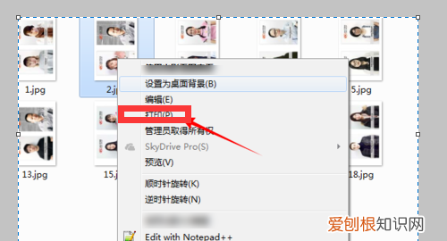 电脑怎样才可以打印，怎么样把手机上的照片传到电脑上去