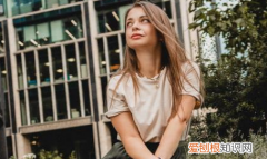 和女生聊天开场白怎么说，跟女生聊天开场白怎么说好