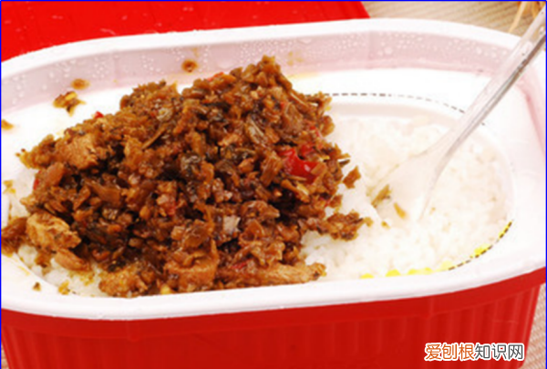 自热方便米饭的使用方法,自热米饭的正确使用方法