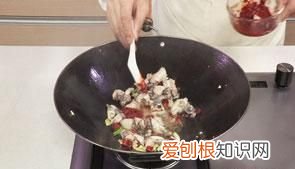 水煮牛蛙怎么做才好吃