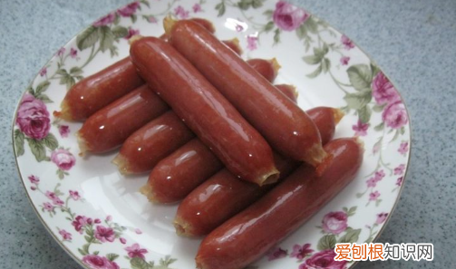 烤香肠的做法,烤肠用烤箱烤多长时间温度多少