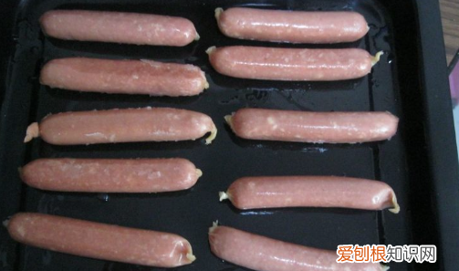 烤香肠的做法,烤肠用烤箱烤多长时间温度多少
