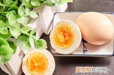 吃鸡蛋可以喝蜂蜜吗,海藻鸡蛋牛奶蜂蜜可以一起做面膜