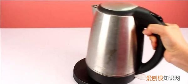 铝壶或铝锅怎么除水垢，铝锅外面的污渍用什么清除最好