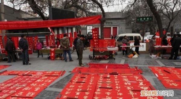 怎么才能卖好春联，农村卖对联有什么技巧