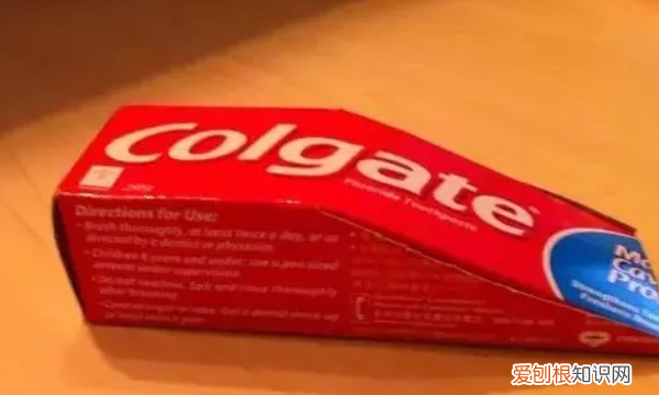 怎么用纸箱做小汽车，纸盒制作小汽车教程视频