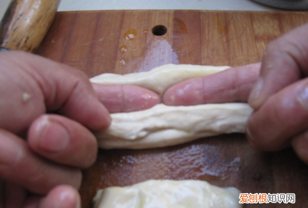 炸油条家庭做法，怎么做炸油条炸出油条又好吃又软和