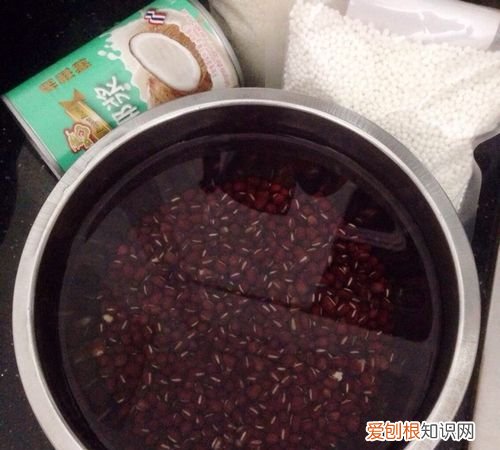 红豆用热水泡还是冷水泡,红豆泡一夜为啥还是硬的