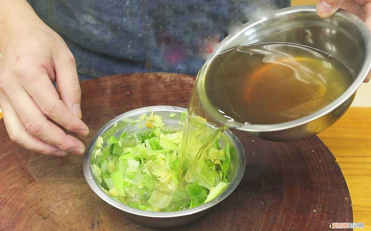 猪肉饺子馅的调制方法