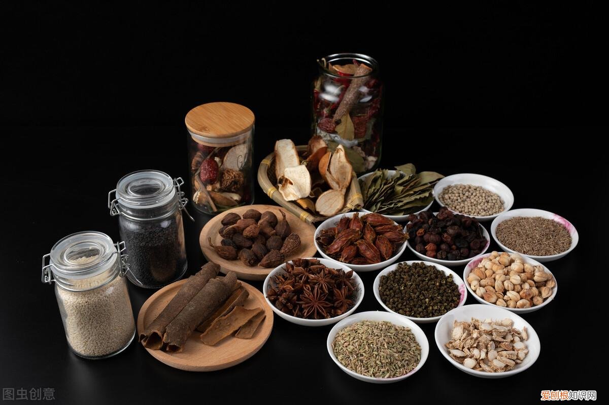 猪肉饺子馅的调制方法