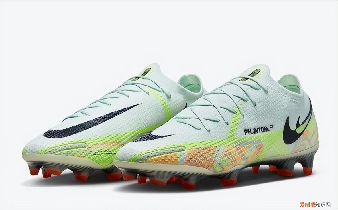 耐克足球鞋四大系列(结合球鞋位置论的NIKE球鞋推荐）