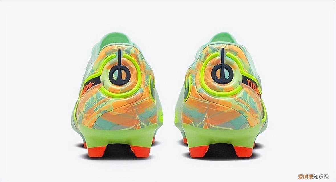 耐克足球鞋四大系列(结合球鞋位置论的NIKE球鞋推荐)