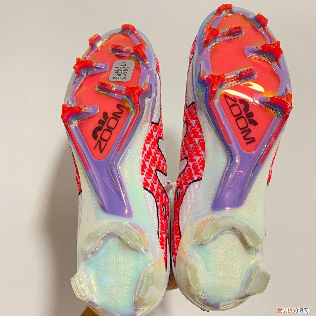 耐克足球鞋四大系列(结合球鞋位置论的NIKE球鞋推荐）