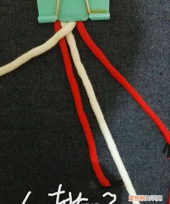 四股头发编辫方法,编四股辫子的方法视频