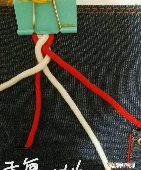 四股头发编辫方法,编四股辫子的方法视频