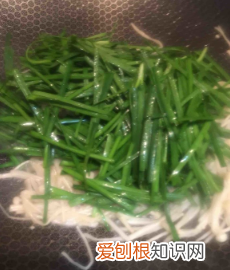 金针菇炒韭菜家常做法,韭菜金针菇怎么炒好吃