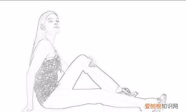 怎样使用ps把弄成线描稿子,ps如何才可以把照片变成线稿