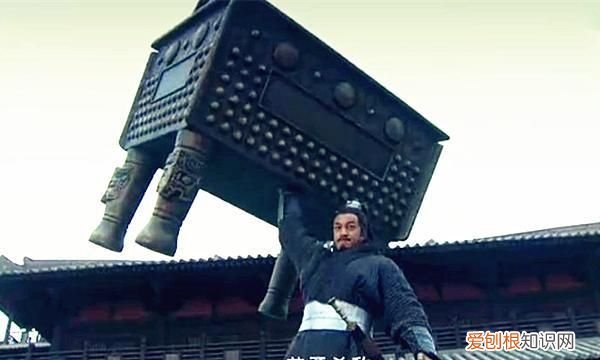 为什么刘邦会成功,项羽会失败,为什么刘邦是胜利的项羽是失败的