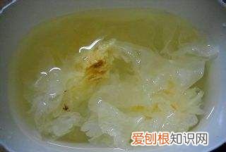 银耳凉水可以泡一夜吗，银耳放少水了可以中途加水