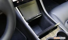 特斯拉点烟器在哪里