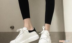 小白鞋鞋带怎么系好看